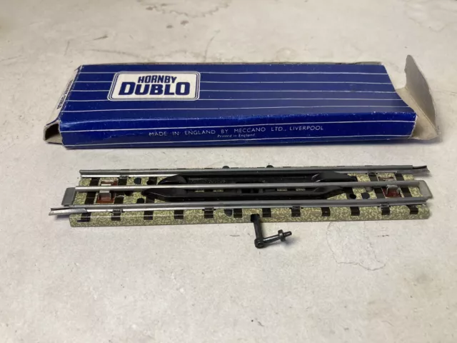 Hornby Dublo 32240 OO Gauge 3-Rail Uncoupling Rail Excellent Condition Boxed