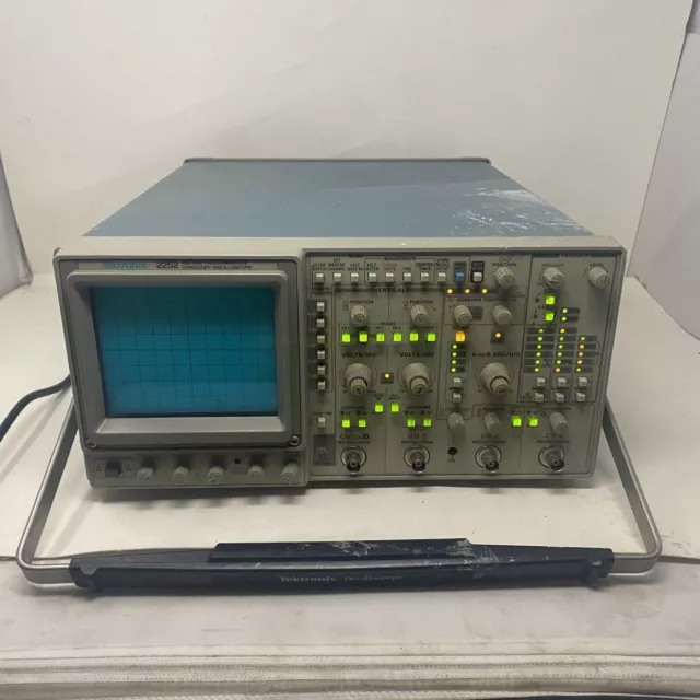 TEKTRONIX 2252 100MHZ PROGRAMMABLE OSCILLOSCOPE Powers On Untested