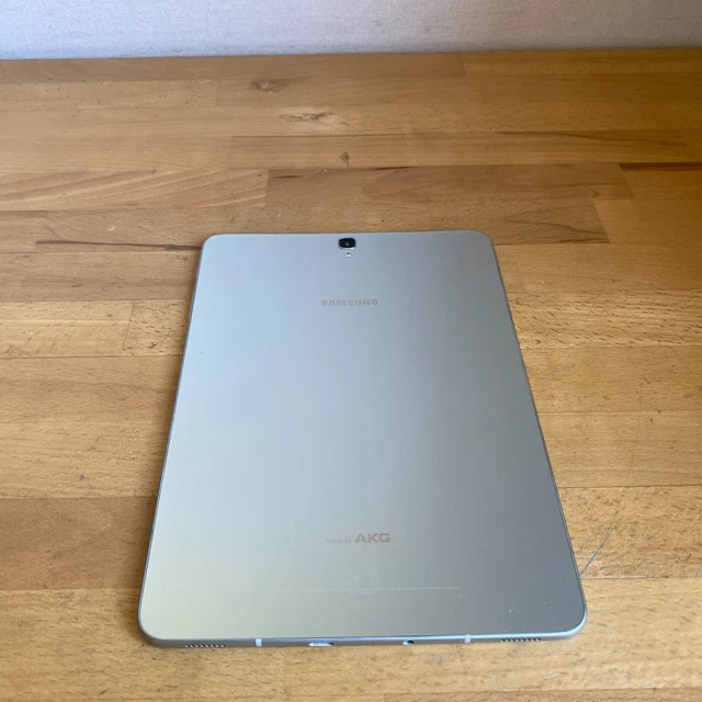 Tablette Continental Edison CETAB7ML9 - Écran 7 Pouces - 4 Go - Dual Core - Noire (Neuve)