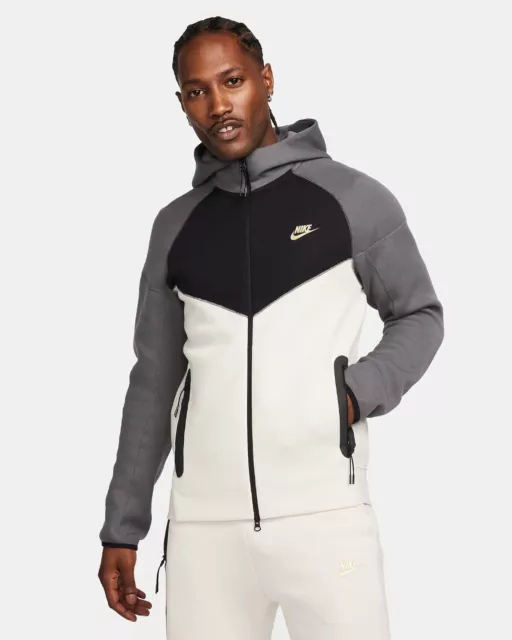 Felpa Nike Tech Con Cappuccio e Zip