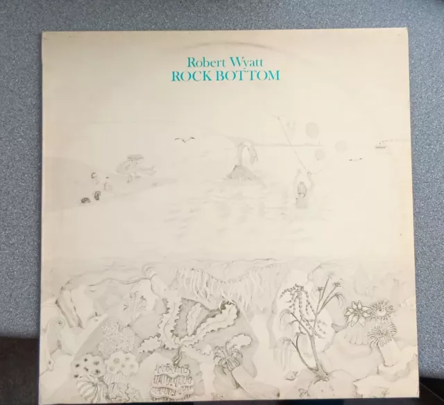 LP ROBERT WYATT - Rock bottom     UK Virgin 1974   Original pressing.