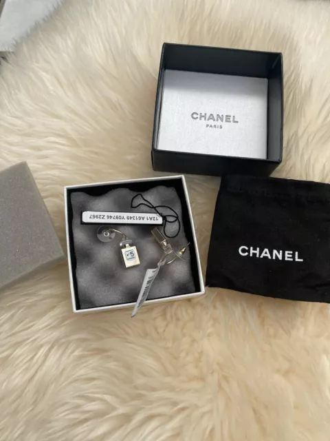 chanel - CC - Chanel - silver - Softpatch- Patch- Aufnäher