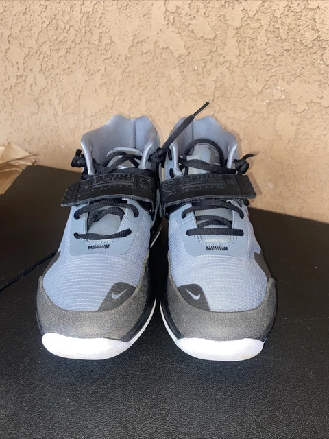 Size 9.5 - Nike Air Force Max