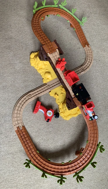 FISHER PRICE GEOTRAX Toy Story 3 Disney Pixar Exploding Bridge Train ...