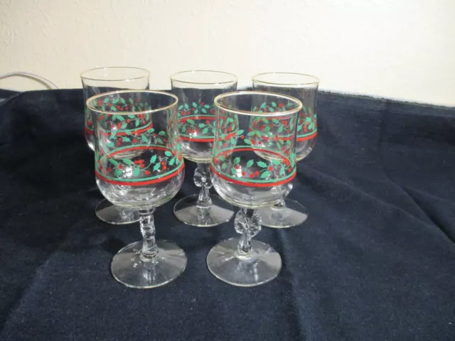 4 VTG 70's Christmas holly and berry gold-rimmed bow-stemmed wine, water dessert