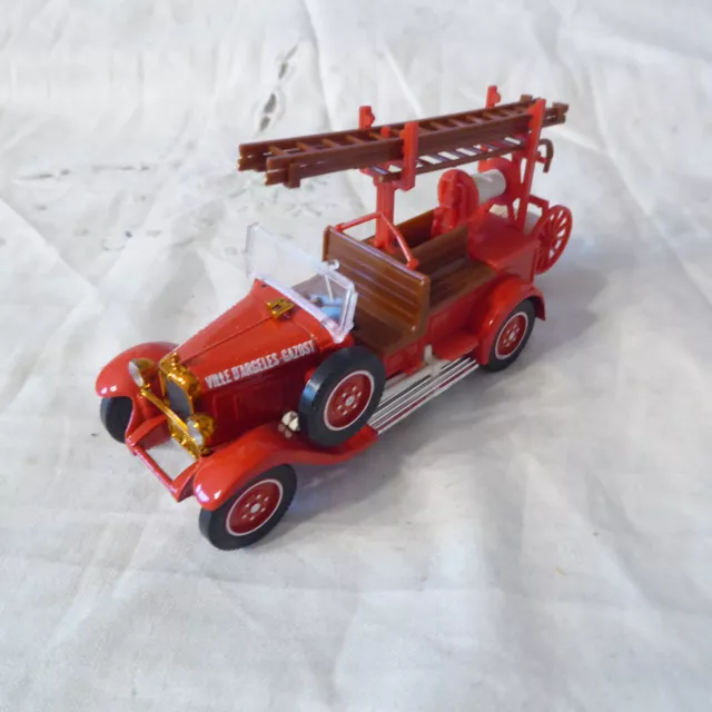 Modellauto Solido Feuerwehr Oldtimer    1:43   - 70iger Jahre (A245)