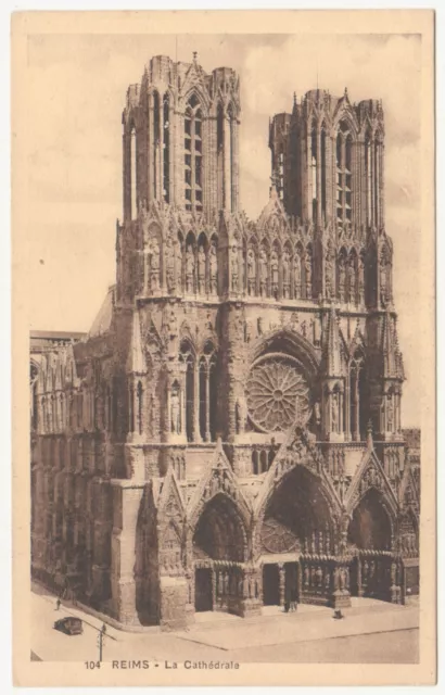 CPA 51 REIMS La Cathédrale