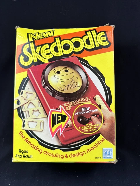 VINTAGE Hasbro 1981 Skedoodle Drawing Sketch Design Machine w/ Box & Manual