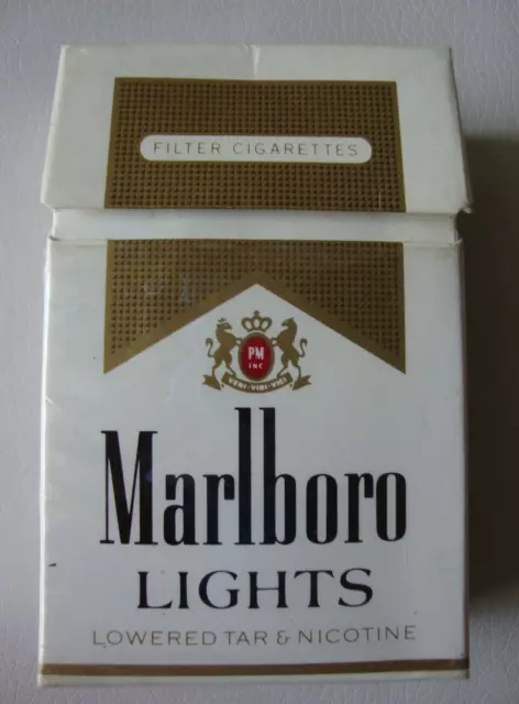 2 Pacchetti (VUOTI) Sigarette MARLBORO LIGHTS VINTAGE COLLEZIONE EMPTY  PACKET