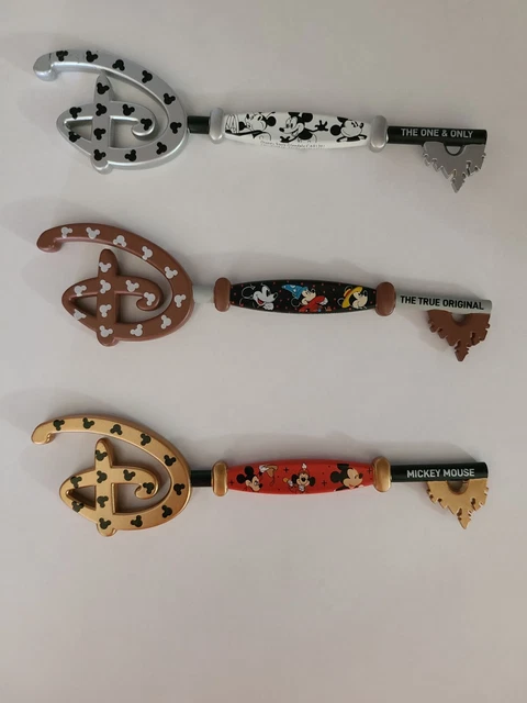 DISNEY MICKEY MOUSE Through the Years Collectible Key Set Of 3 No Box £ ...