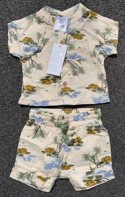 Baby Baby 2 Piece Set Hawaiian Print Shirt & Shorts Baby  Size 0000 BNWT