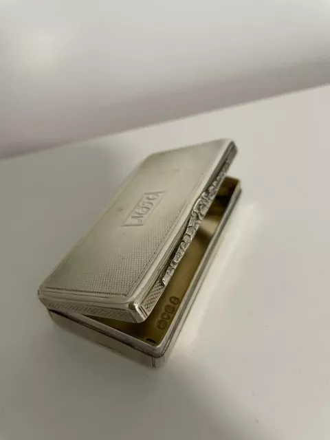 Quality Vintage Georgian Engraved Solid Silver Snuff Box (70 g)