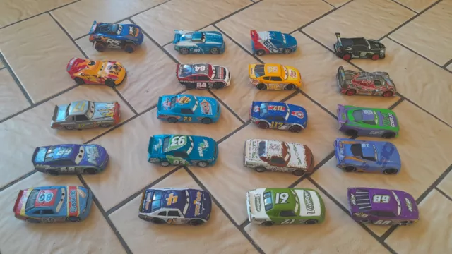 Disney Pixar Lot De 20 Voitures Cars De Course Lot E 2