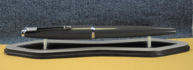 "Parker" "45"  Arrow  Gray lacquer&CT  "F" nib  Fountain pen made in UK c.1963's