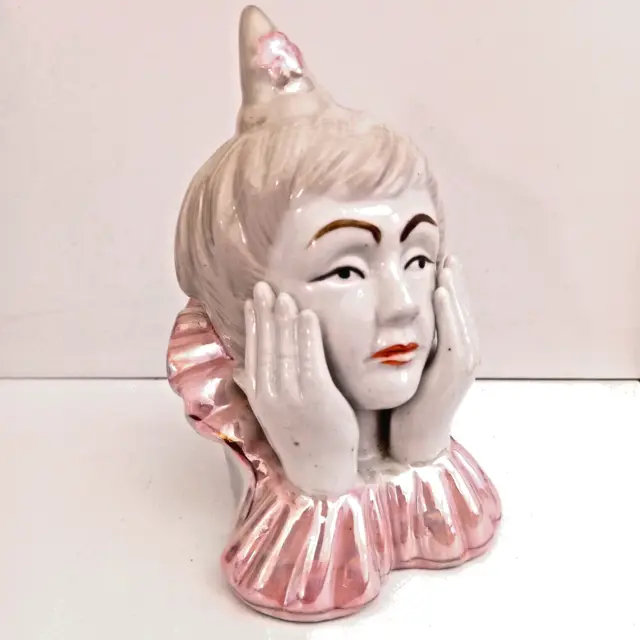 Vintage Bust Figurine Porcelain Ceramic Beautiful Girl Head Resting/Hands 5.6''