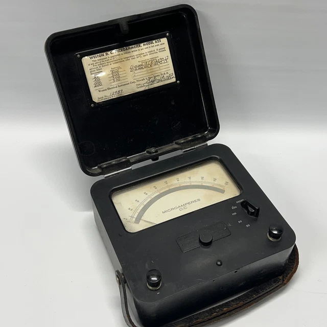 Antique Weston Electric Instrument Model 622 DC Volt Meter Voltmeter Bakelite