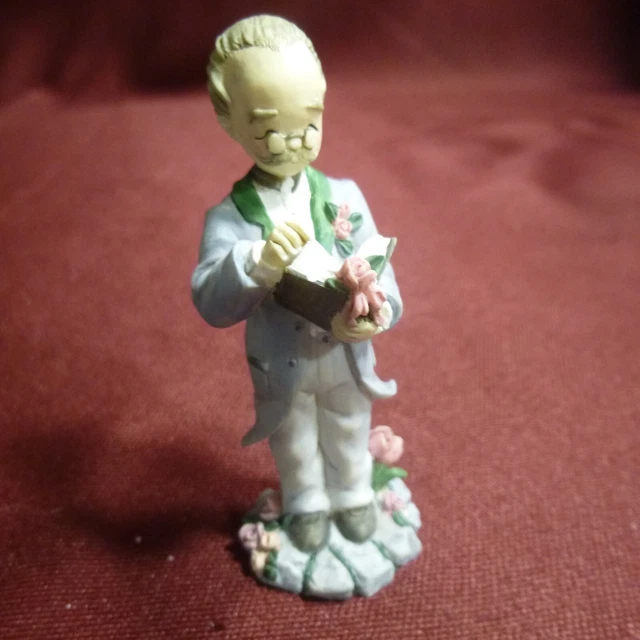 Ivy & Innocence Village Priest Parson Brown Style #05243 Figurine - MINT