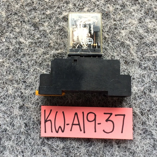 OMRON RELAY MY4ND2 MY4 220V 240V 220VAC COIL with socket base PYF14A