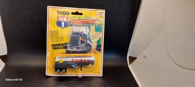 Tyco US-1 Electric Trucking Shell Tanker On Card