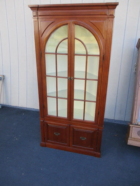 63835 Cherry Corner China Cabinet Curio with Shell Carving 63835 Cherry Corner China Cabinet Curio with Shell Carving