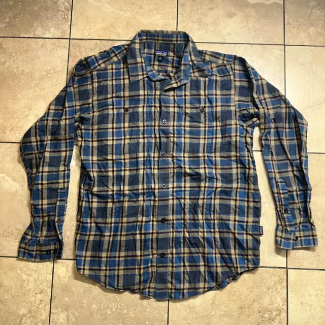 Patagonia Men's Shirt Organic Cotton Flannel Fjord Lightweight Plaid Size Medium