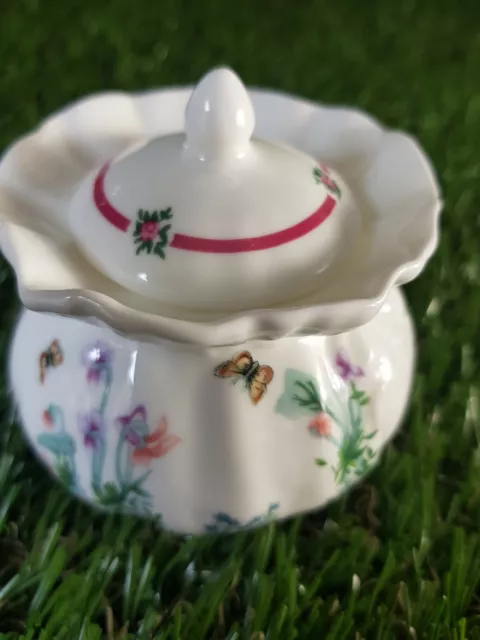 Royal Doulton..Bernice Dorothy Box 1990 floral Butterfly Immaculate Vintage