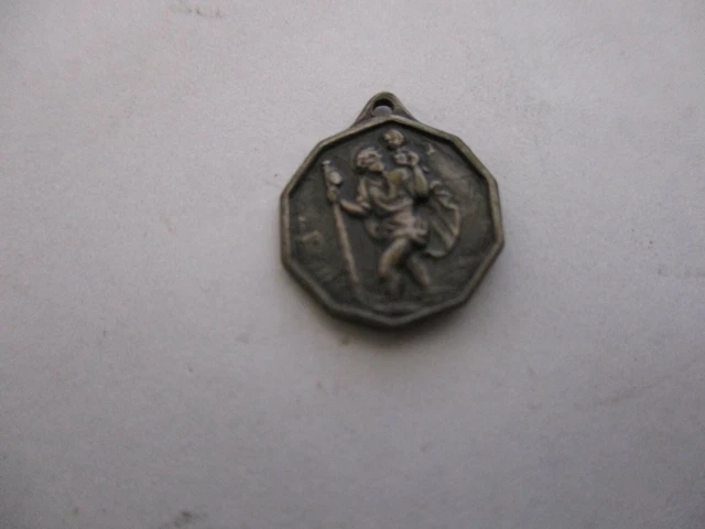 Pendentif Médaille Religieuse Vintage Double Face – Piéta Et Saint Christophe – Doré