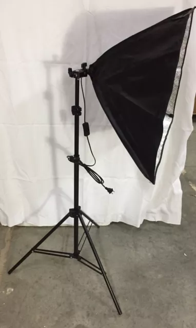 Andoer Softbox Backdrop Reflector Umbrella Kit for Photography with Lightbulbs 3