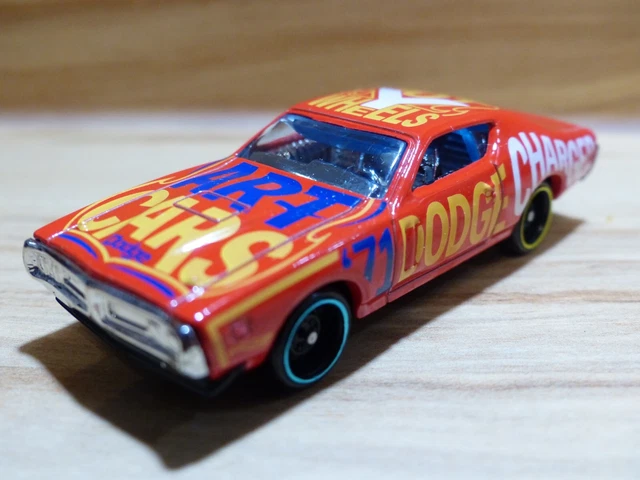 Hot Wheels '71 Dodge Charger Art Car