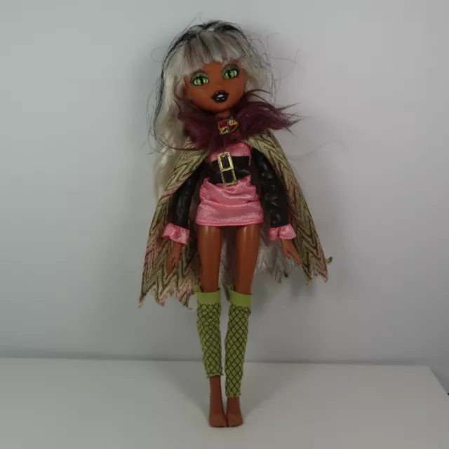 2 MGA Bratz Bratzillaz Sashabella Paws Glam Gets Wicked Doll 1st Edition 