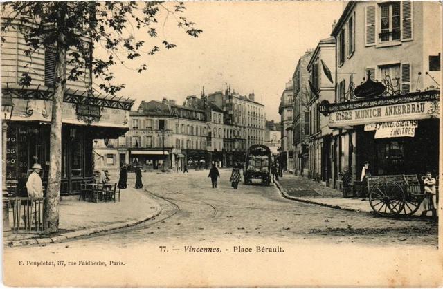 CPA AK Vincennes Place Berault FRANCE (1283094)