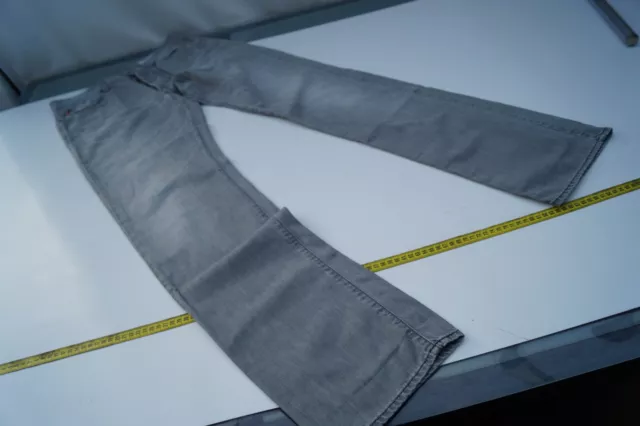 HUGO BOSS Regular Fit Men'sJeans Pants 31/34 W31 L34 Used Look Cracks Grey Top