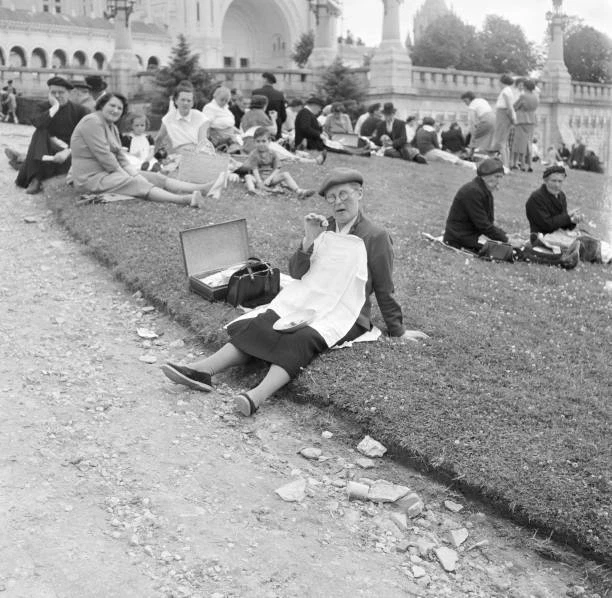 BASILICA OF SAINTETHERESE de l'EnfantJesus in Lisieux 1954 Old Photo