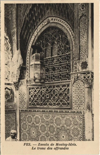 CPA AK MAROC Fez Zaouia de Moulay-Idris Le tronc des offrandes (10359)