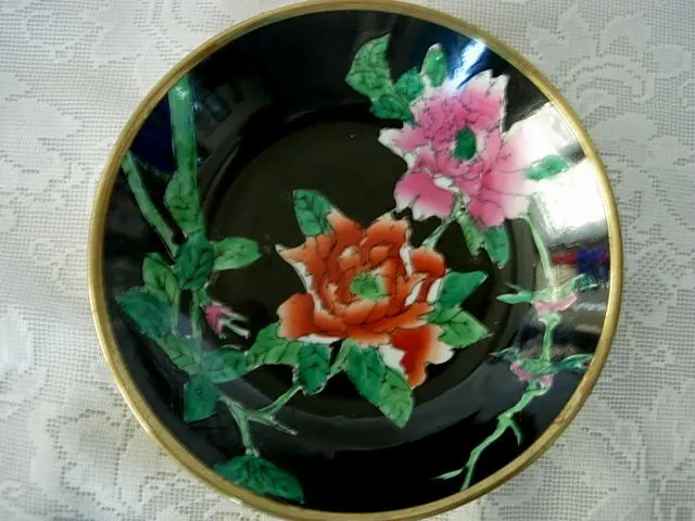Vintage Collectible Hand Painted Floral Plate w/ Brass Frame