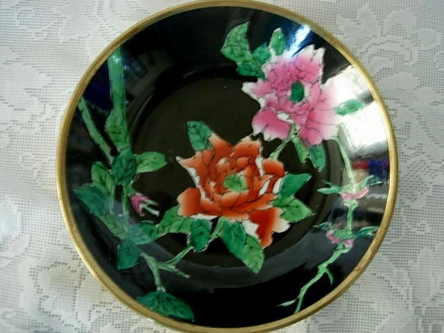 Vintage Collectible Hand Painted Floral Plate w/ Brass Frame