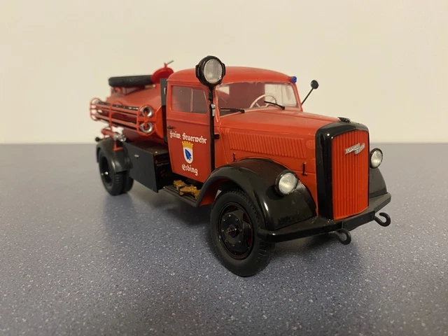 Blitz Fire Engine ITALERI 1:24 778 Opel Blitz Fire Truck Feuerwehr fertig gebaut EUR 1,00 ...