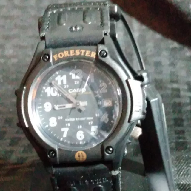 Reloj casio forester 2025 precio