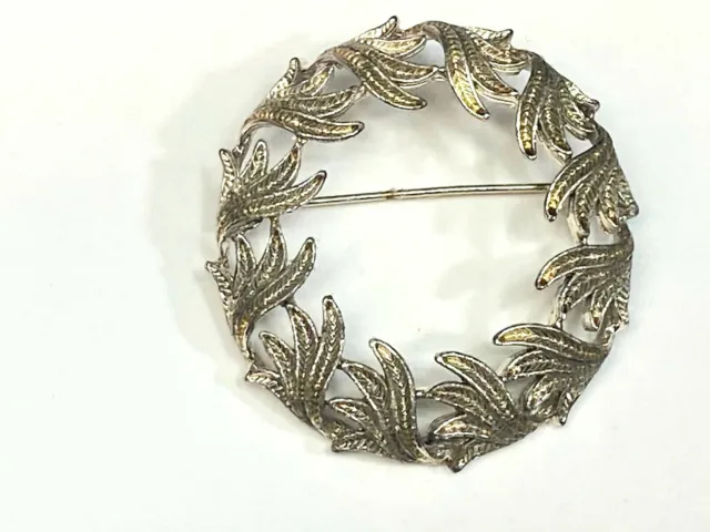 Art Deco Style Leaves Leaf Wreath Round Vintage Brooch Pin Signed Gerry's 3