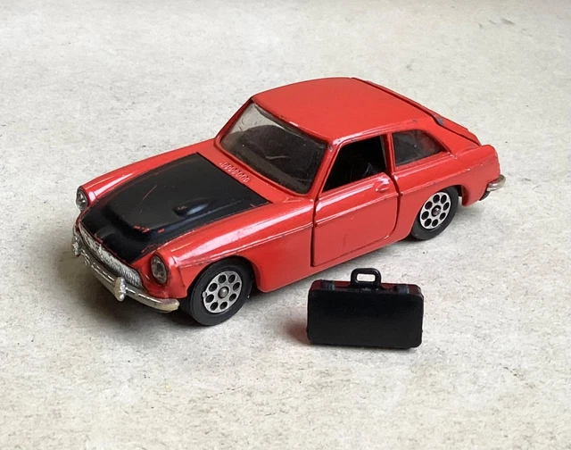 Corgi Toys 327 MGB GT – Rouge Avec Bagages – MIB – Échelle 1/43 – Collection