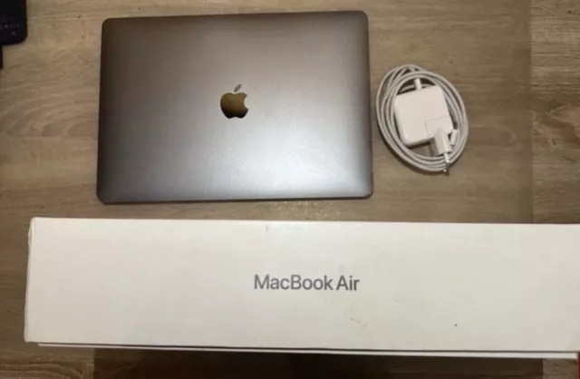 Apple MacBook Air 2020 13,3 Zoll (256GB SSD, Intel Core i3 10. Gen., 3,20 GHz