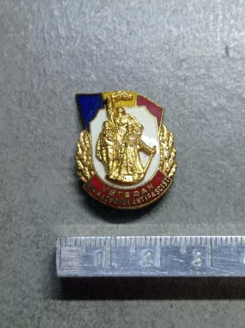 Badge Veteran Antifascist Enamel Romania REF01865J
