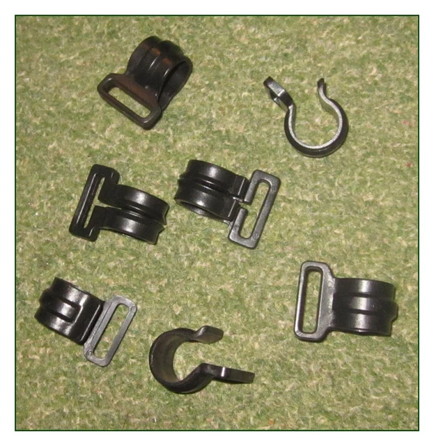 C-CLIPS FÜR ZELT (7), NIMMT BIS ZU 13 mm Ø STANGE AUF. SCHWARZER KUNSTSTOFF.