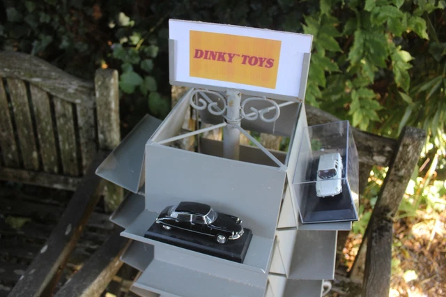 Très rare Présentoir/display Dinky Toys