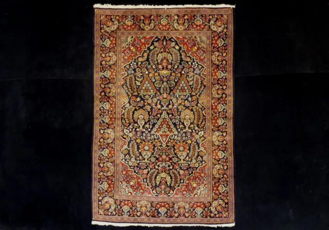 Alter Teppich-Old rug