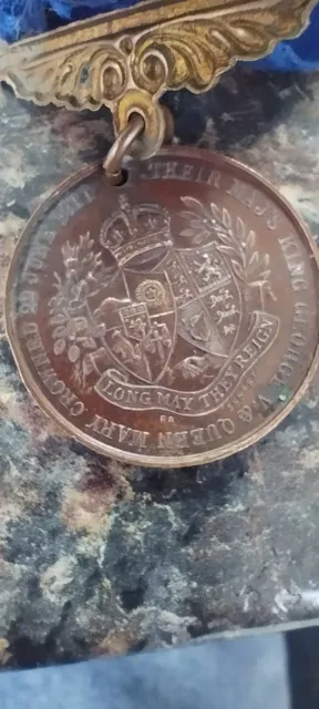 Unusual KING GEORGE V & QUEEN MARY CORONATION MEDAL, 1911.
