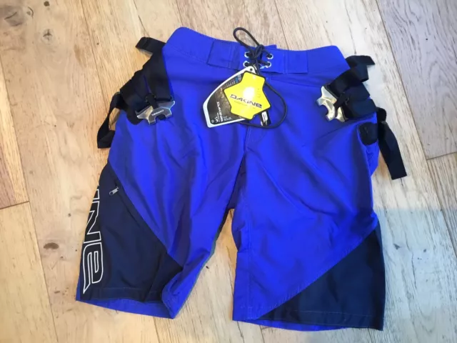 Da Kine Nitrous Kite Harness Shorts, 30”, brand new, no spreader bar.