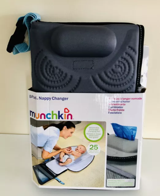 Munchkin Travel Go Pad Nappy Changer Changing Mat Detachable Clutch & Dispenser