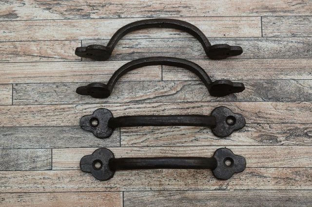 Vtg Cast Iron Drawer Cabin Cupboard Door Gate Pulls Handles Farm Barn Decor 4pcs