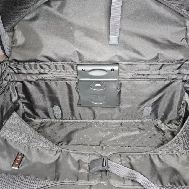 Tumi Alpha 2 Expandable 24” Wheeled Nylon Travel Luggage Trip Suitcase 22024D4 12